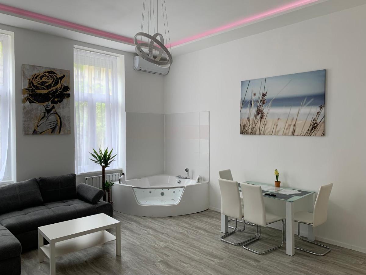 Luxury Apartment In The Central Budapest Ngoại thất bức ảnh